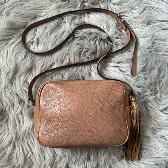 GUCCI Pebbled Calfskin Small Soho Disco Bag - Picture 4 of 16